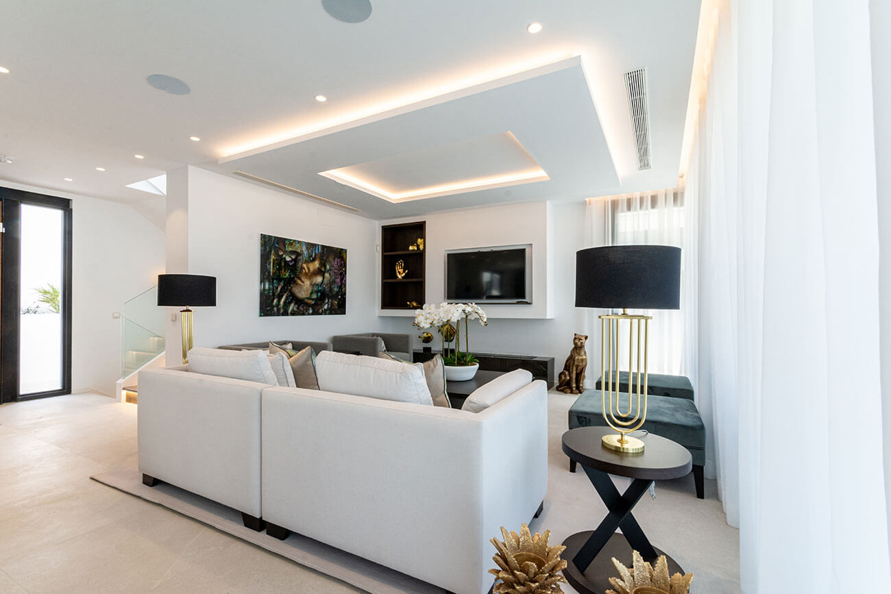 amapura living room