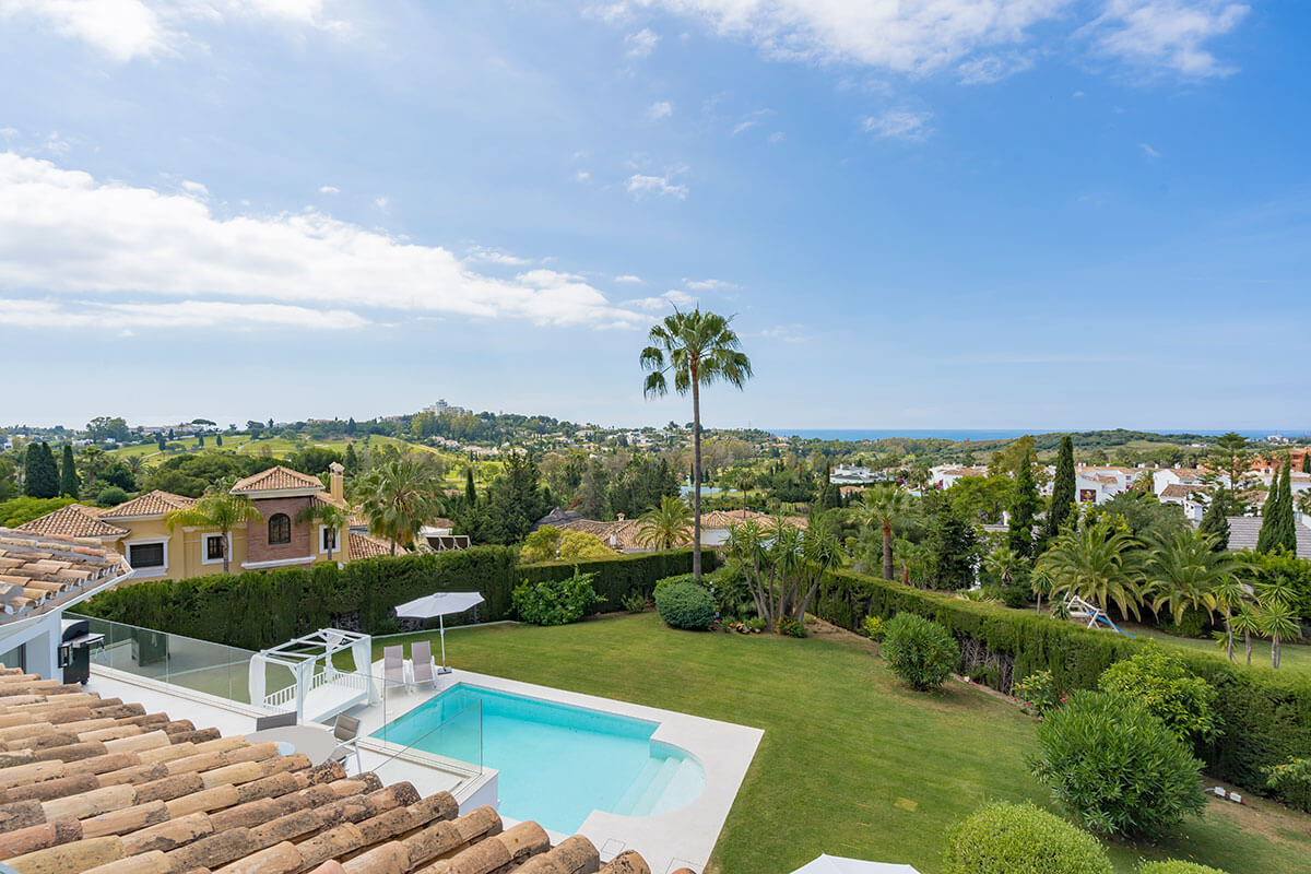 villa bonsai pool view