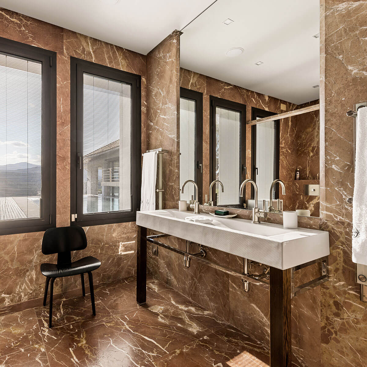 villa zermatt bathroom